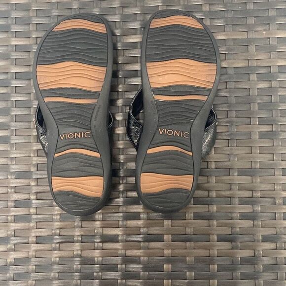 Vionic sandals, women’s size 6 - Picture 6 of 6